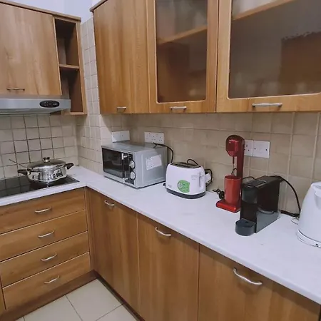 Mythos Down Town House *