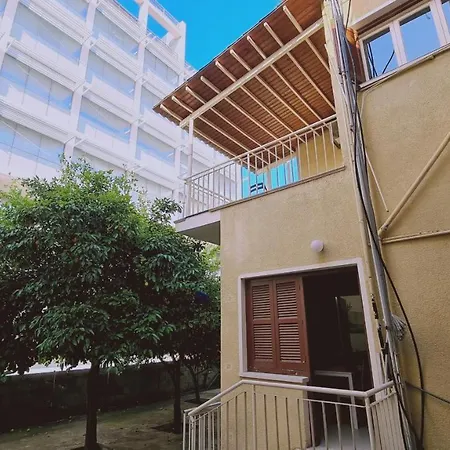 Mythos Down Town House Nikosia