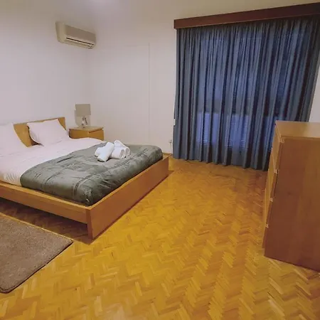 Mythos Down Town House * Nicosia