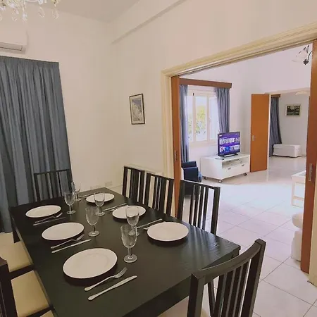 Mythos Down Town House Holiday home *